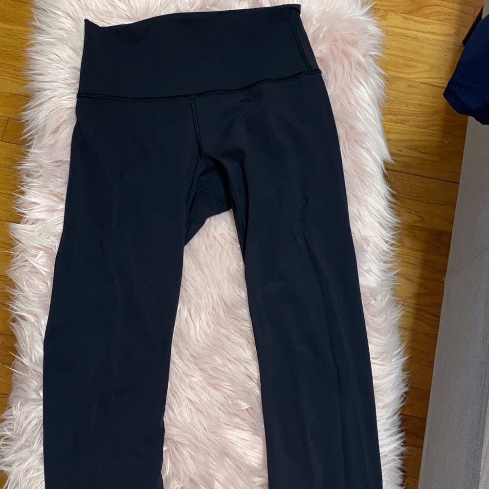 Black Lululemon leggings